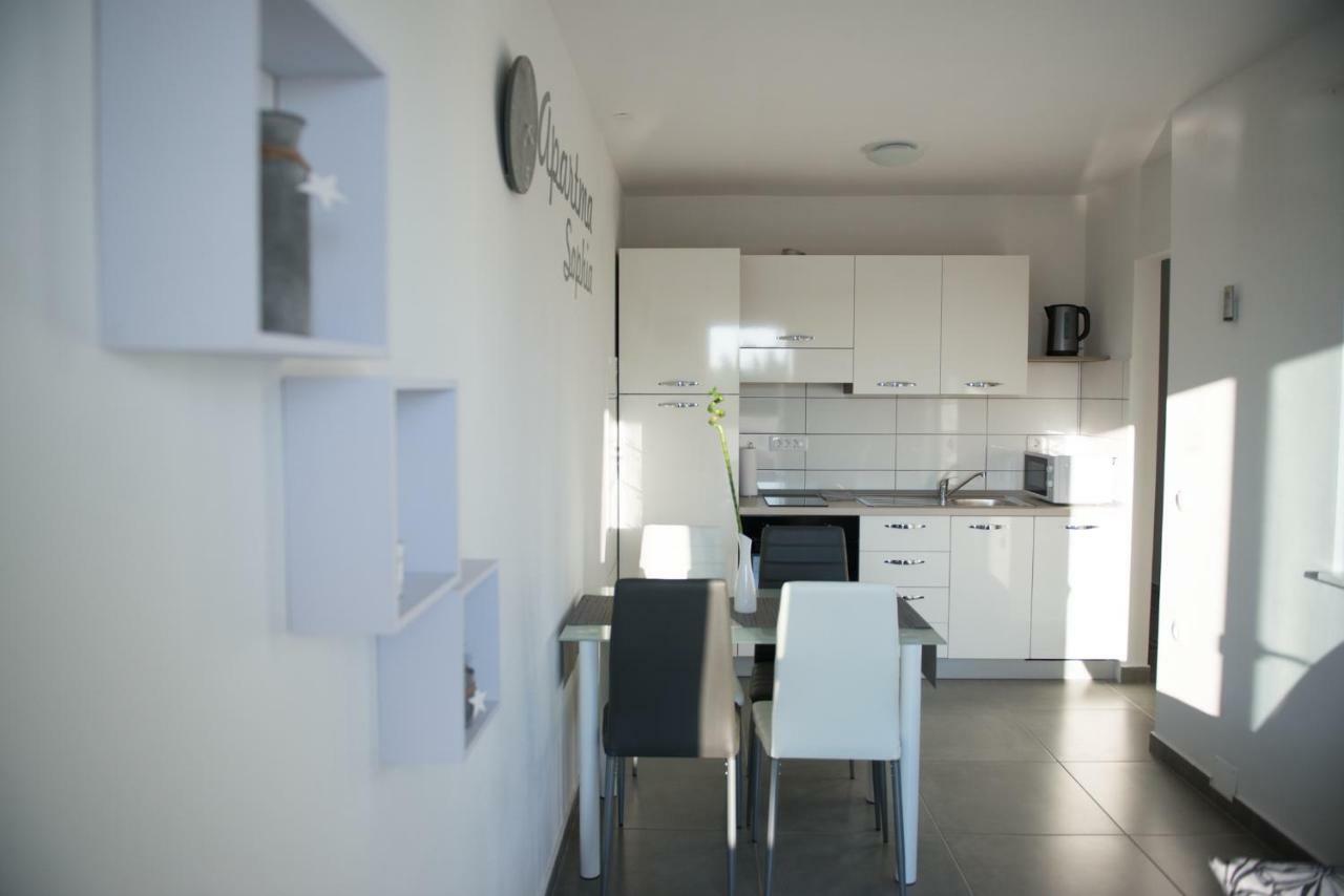 Apartma Rene Portorož Buitenkant foto